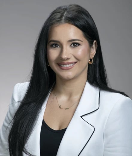 Laura Skenderas