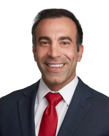 Younes Lari