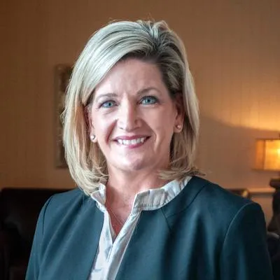 Gina Cross